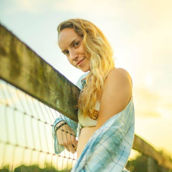 Meet your Posher, Alexis - Picture 1 of 1